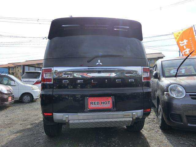 2010 Mitsubishi Delica D:5 – thumbnail 3
