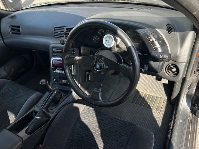 1992 Nissan Skyline Coupe – thumbnail 3