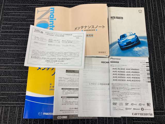 2002 Mazda Roadster – thumbnail 3