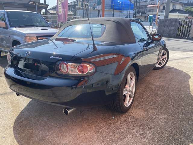 2006 Mazda Roadster – thumbnail 3