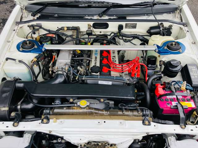 1985 Toyota Corolla Levin – thumbnail 3