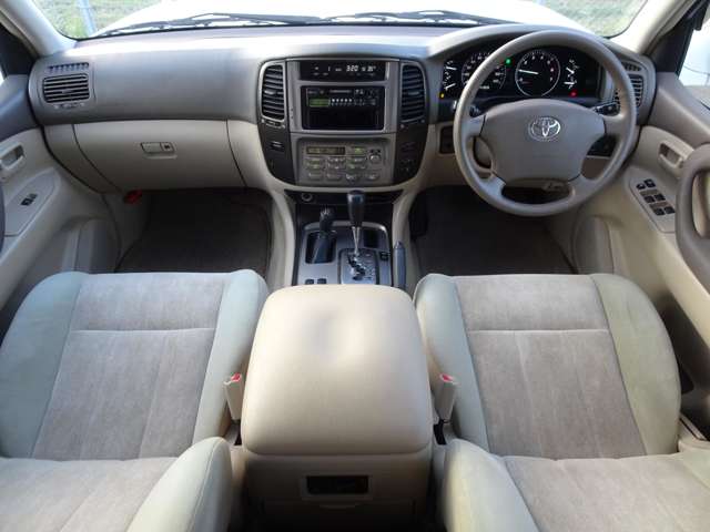 2003 Toyota Land Cruiser 100 – thumbnail 4
