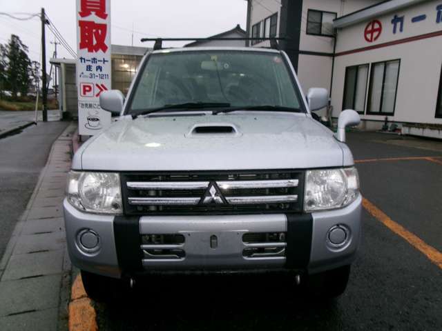 2010 Mitsubishi Pajero Mini – thumbnail 2