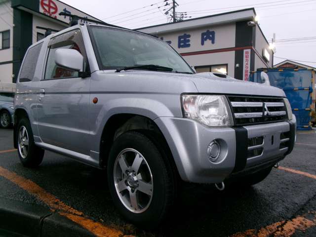 2010 Mitsubishi Pajero Mini – thumbnail 3