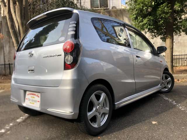 2010 Daihatsu Mira – thumbnail 4