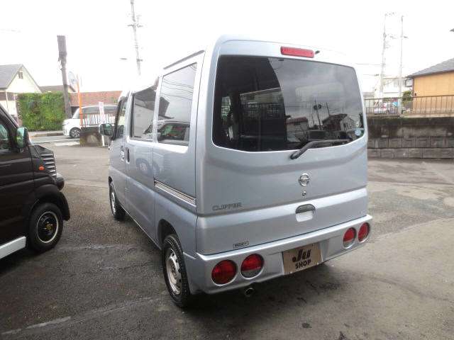 2005 Nissan Clipper – thumbnail 2