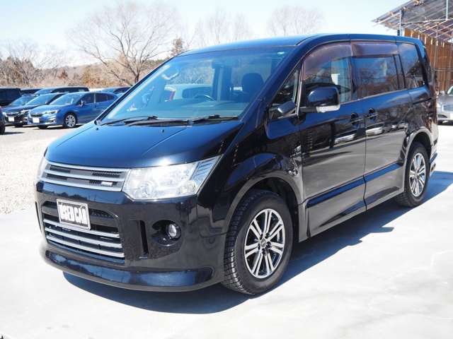 2007 Mitsubishi Delica D:5 – thumbnail 3