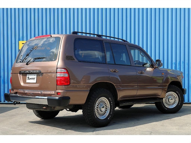 2002 Toyota Land Cruiser 100 – thumbnail 3