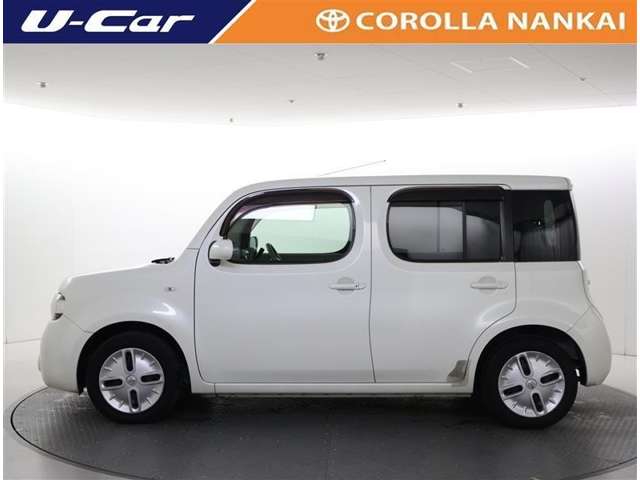 2010 Nissan Cube – thumbnail 2