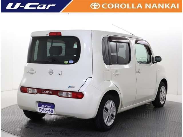 2010 Nissan Cube – thumbnail 3