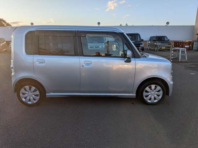 2010 Daihatsu Move Conte – thumbnail 4