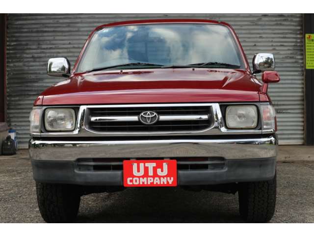 2010 Toyota Hilux – thumbnail 3