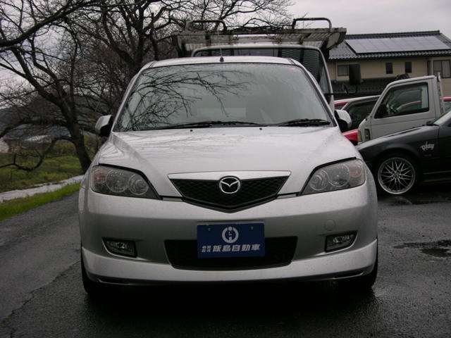 2004 Mazda Demio – thumbnail 2