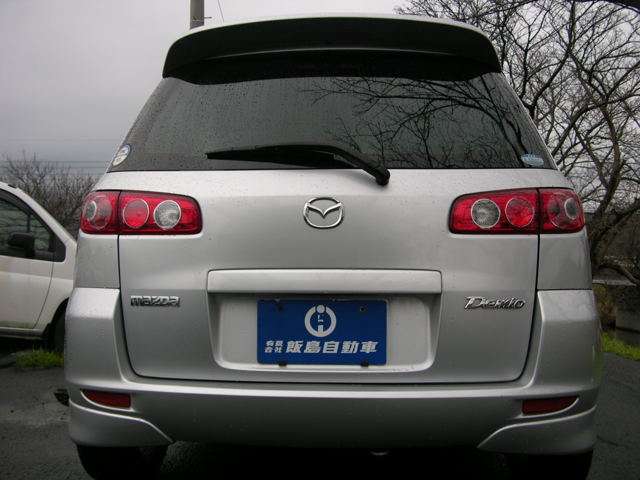 2004 Mazda Demio – thumbnail 3