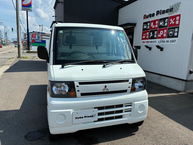 2010 Mitsubishi Minicab Truck