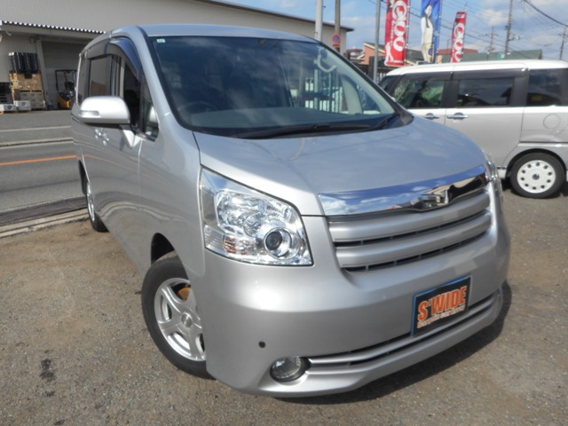 2007 Toyota Noah