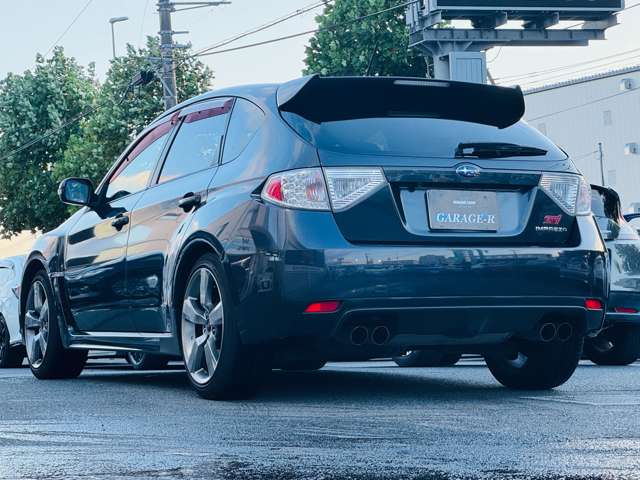 2010 Subaru Impreza Hatchback STI – thumbnail 2