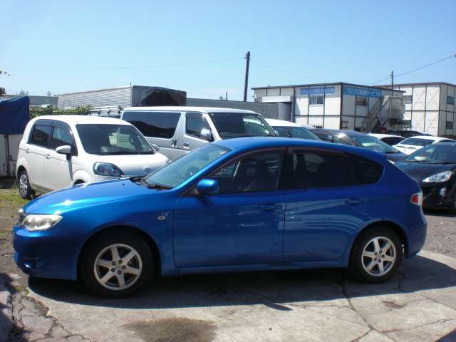 2008 Subaru Impreza Hatchback – thumbnail 4
