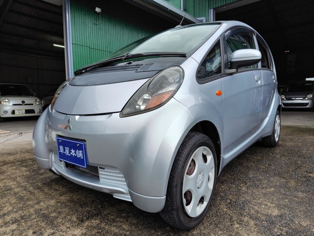 2010 Mitsubishi i