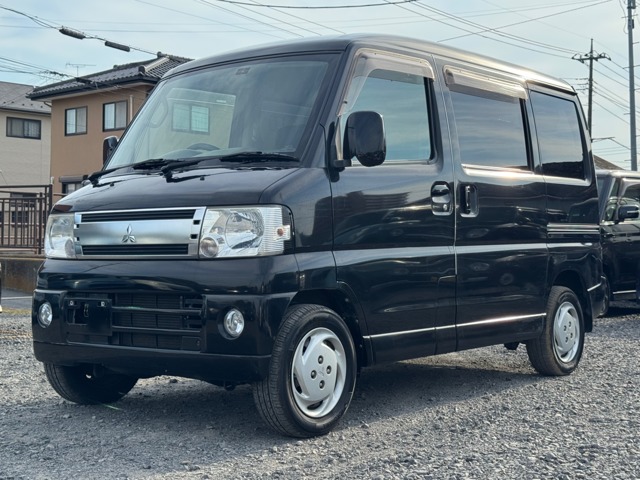 2010 Mitsubishi Town Box