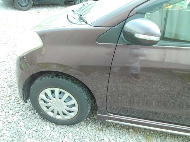 2009 Daihatsu Mira – thumbnail 4