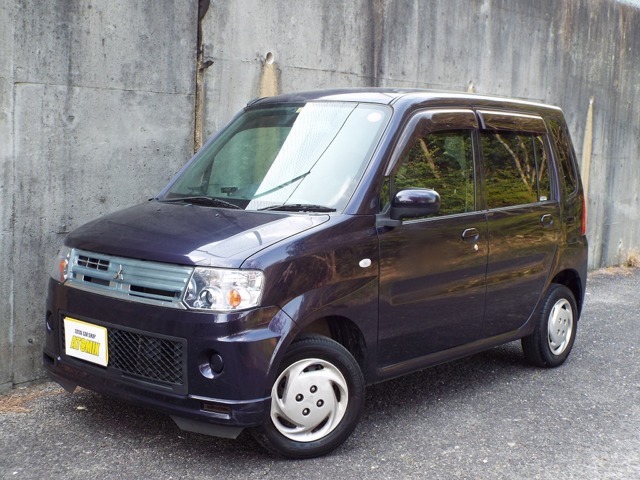 2010 Mitsubishi Toppo