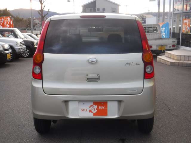 2009 Daihatsu Mira – thumbnail 3