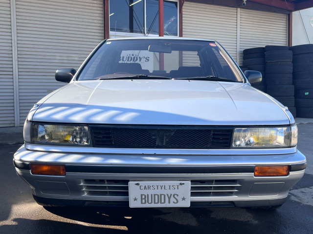 1988 Nissan Bluebird – thumbnail 2