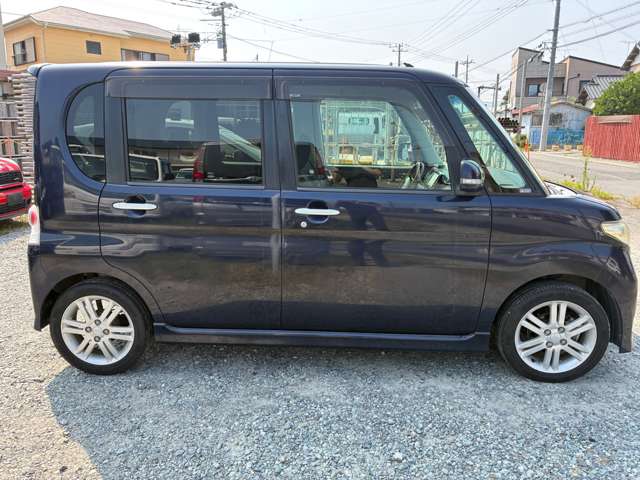 2009 Daihatsu Tanto – thumbnail 4