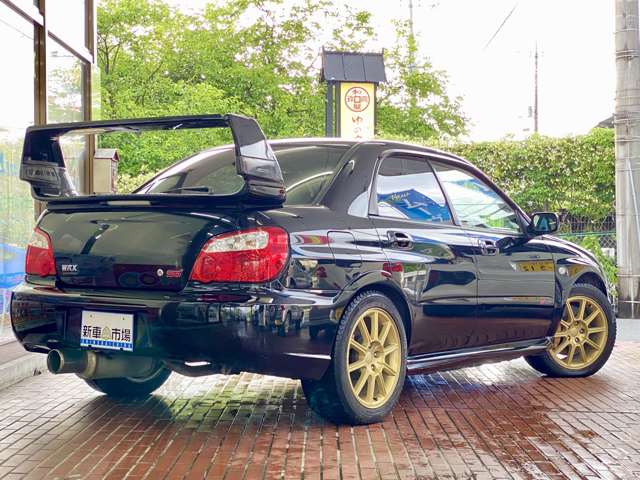 2004 Subaru Impreza STI – thumbnail 3