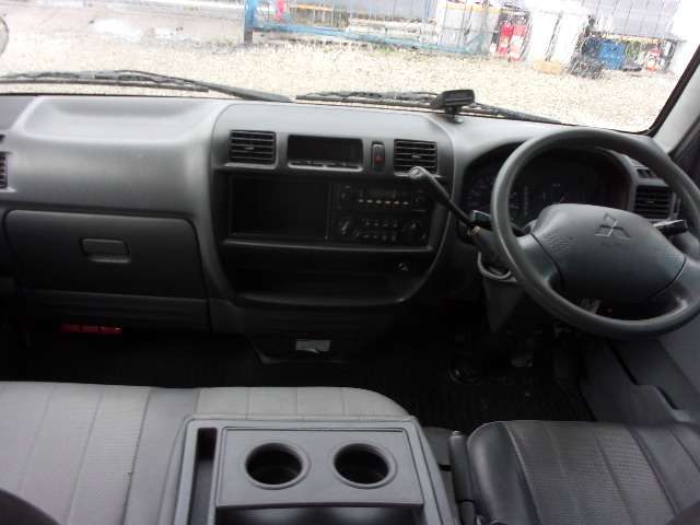 2006 Mitsubishi Delica Cargo – thumbnail 3