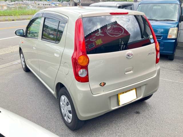 2010 Daihatsu Mira – thumbnail 3