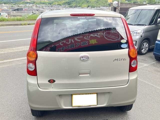 2010 Daihatsu Mira – thumbnail 4