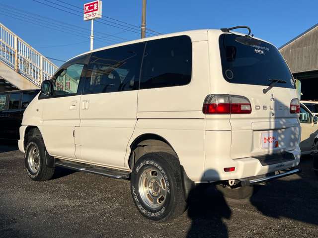 2005 Mitsubishi Delica Space Gear – thumbnail 2
