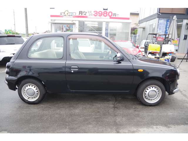 2000 Nissan March – thumbnail 4