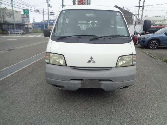 2007 Mitsubishi Delica Van – thumbnail 4
