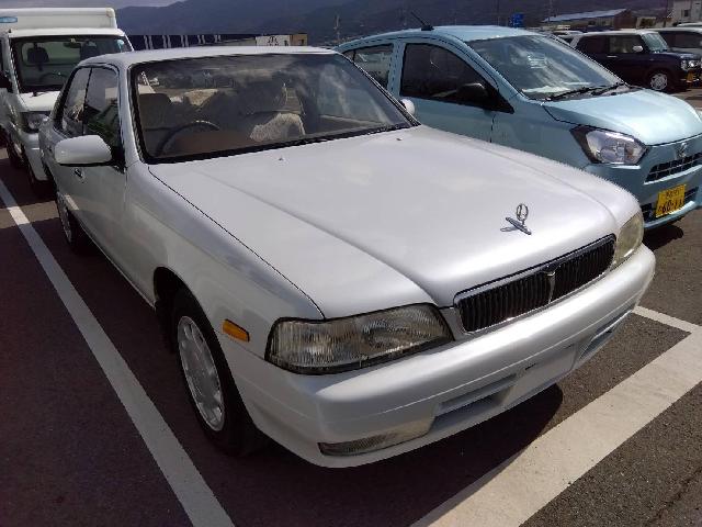1995 Nissan Laurel – thumbnail 4