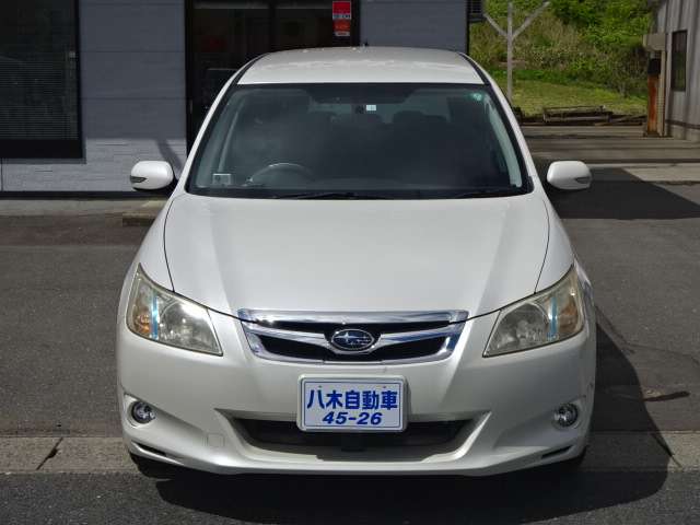 2010 Subaru Exiga – thumbnail 3