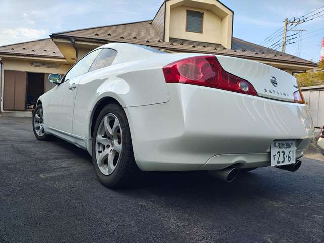 2003 Nissan Skyline Coupe – thumbnail 2