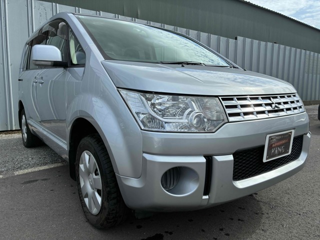 2009 Mitsubishi Delica D:5