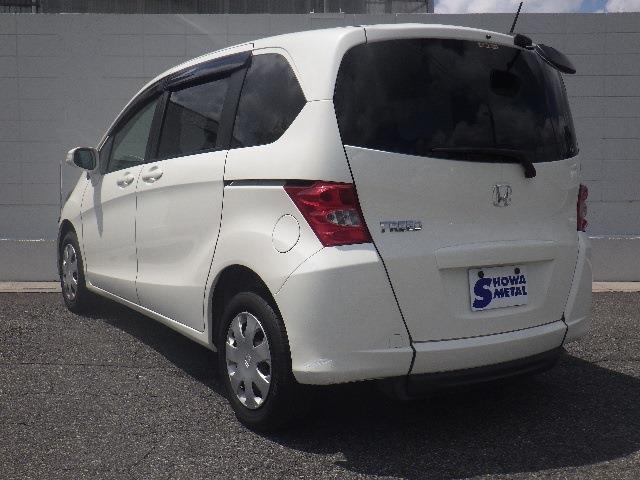 2010 Honda Freed – thumbnail 4