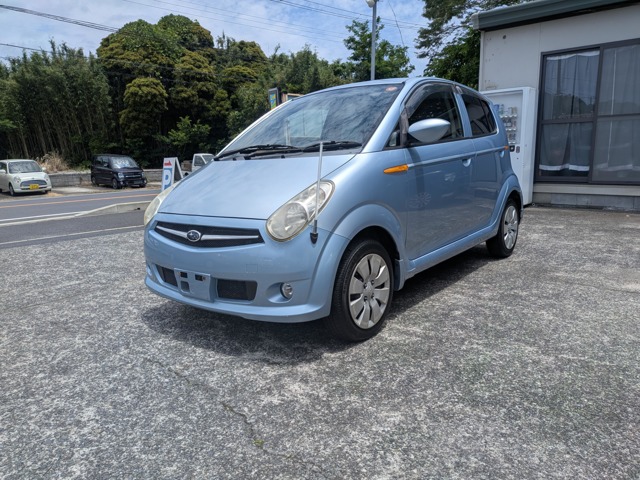 2010 Subaru R2 – thumbnail 2