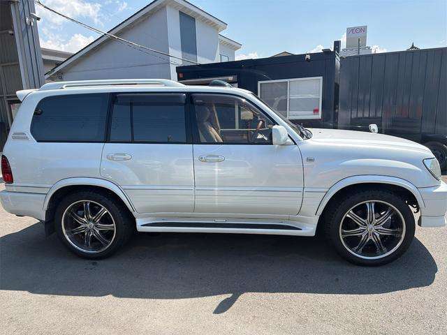 2003 Toyota Land Cruiser Cygnus – thumbnail 3