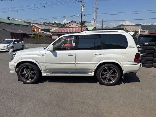 2003 Toyota Land Cruiser Cygnus – thumbnail 4