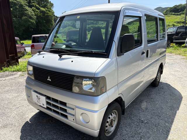 2001 Mitsubishi Minicab Van – thumbnail 3
