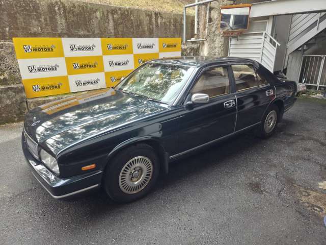 1991 Nissan Cima – thumbnail 2