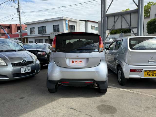 2006 Mitsubishi i – thumbnail 3