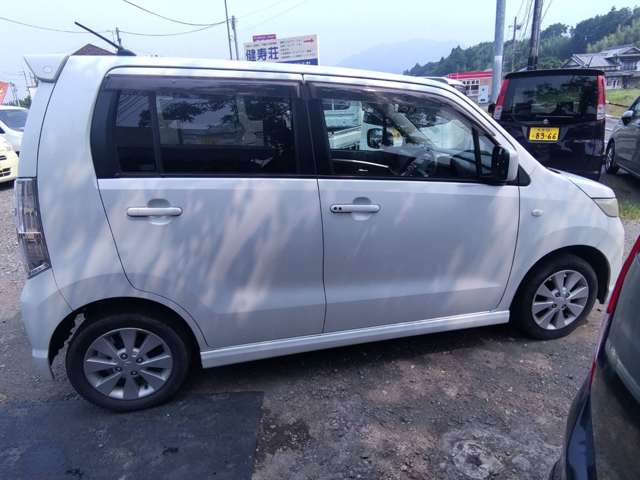 2010 Suzuki Wagon R – thumbnail 3
