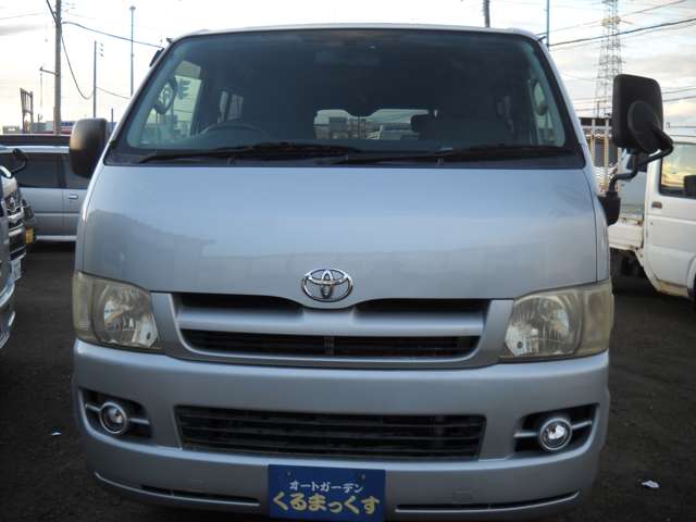 2006 Toyota Hiace – thumbnail 2