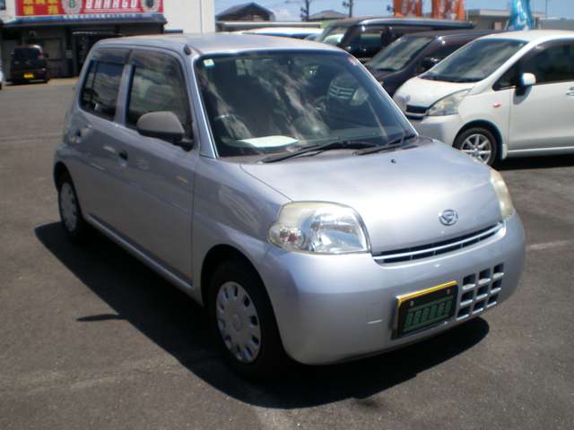 2010 Daihatsu Esse – thumbnail 3